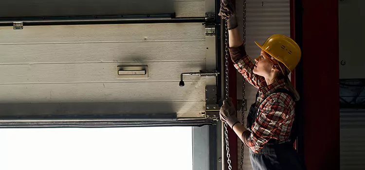 Addressing Common Garage Door Stoppage Issues in Klamath Falls, OR
